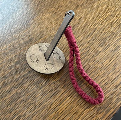 Yarn Keeper - Sheep - Red Strap